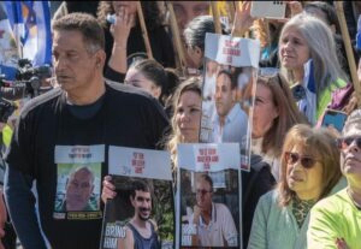 Rilasciati da Hamas altri tre ostaggi israeliani - 