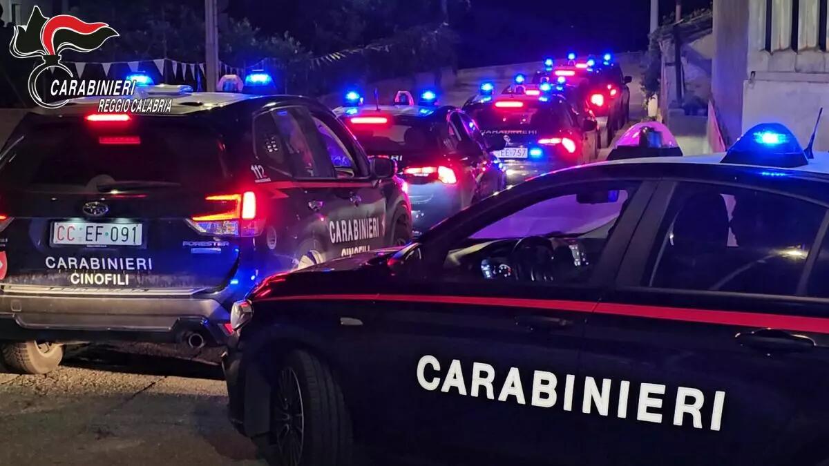 Sgominata a Reggio Calabria una rete di “armieri”, in 9 in manette - 