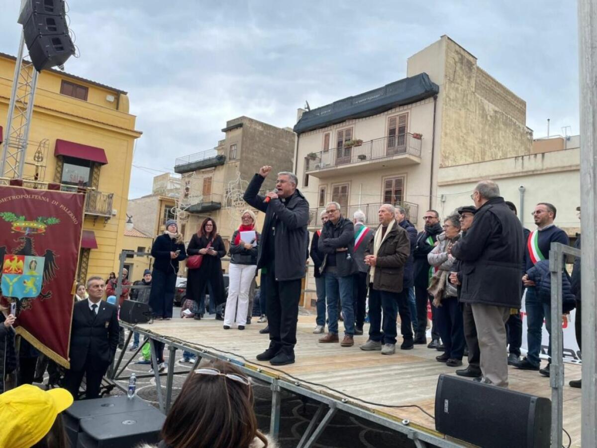 Arcivescovo di Palermo ai giovani “Non alimentate industria della droga in mano alla mafia” - 