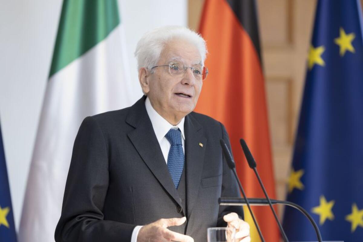 Lavoro, Mattarella “Assicurare sicurezza e dignità ai giovani” -