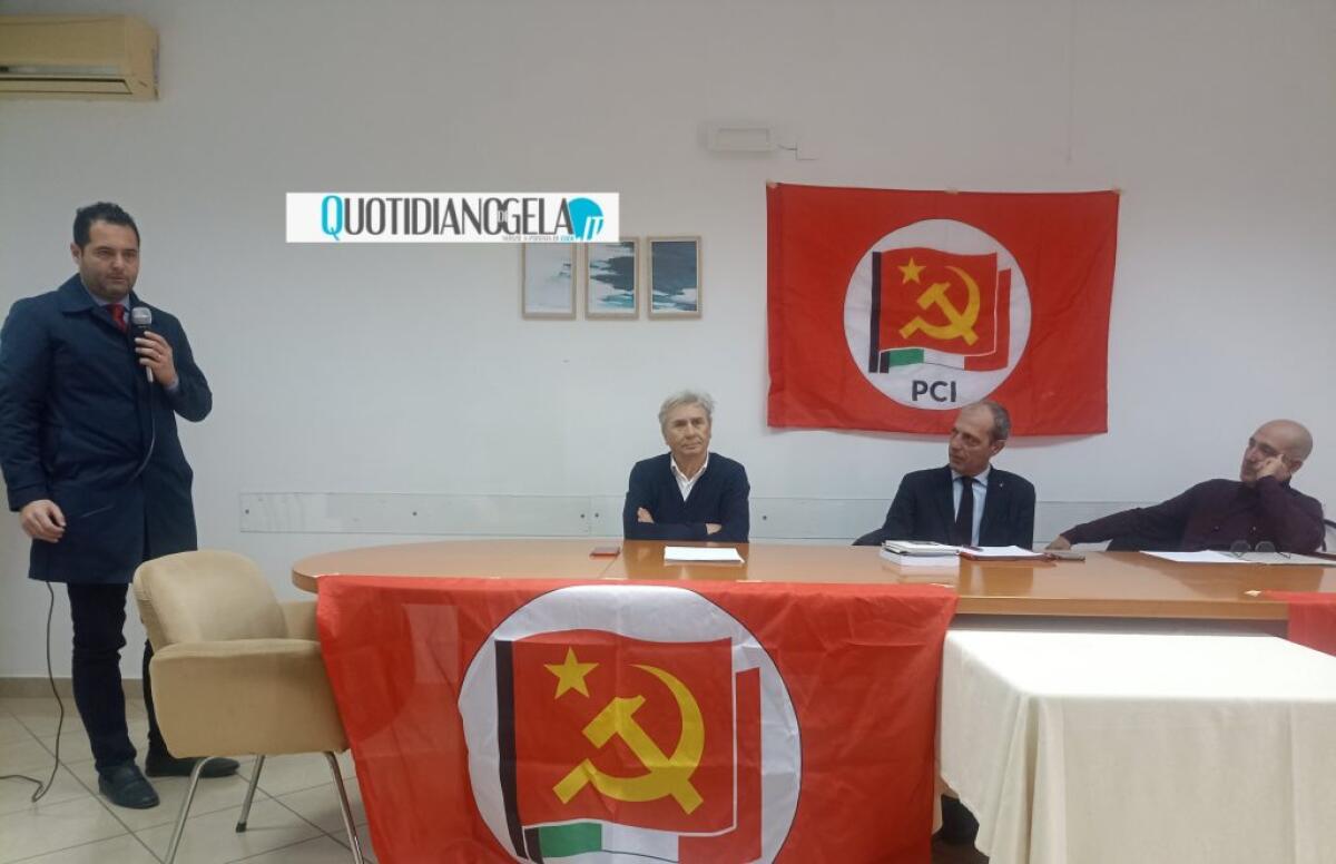 Pci, "abbiamo scelto da subito l'agorà": Di Stefano, "nostro progetto nel centrosinistra" -