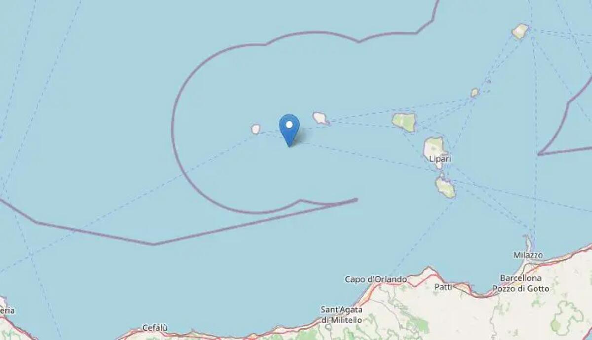 Scossa di magnitudo 4.8 nel Messinese, epicentro alle Eolie - 