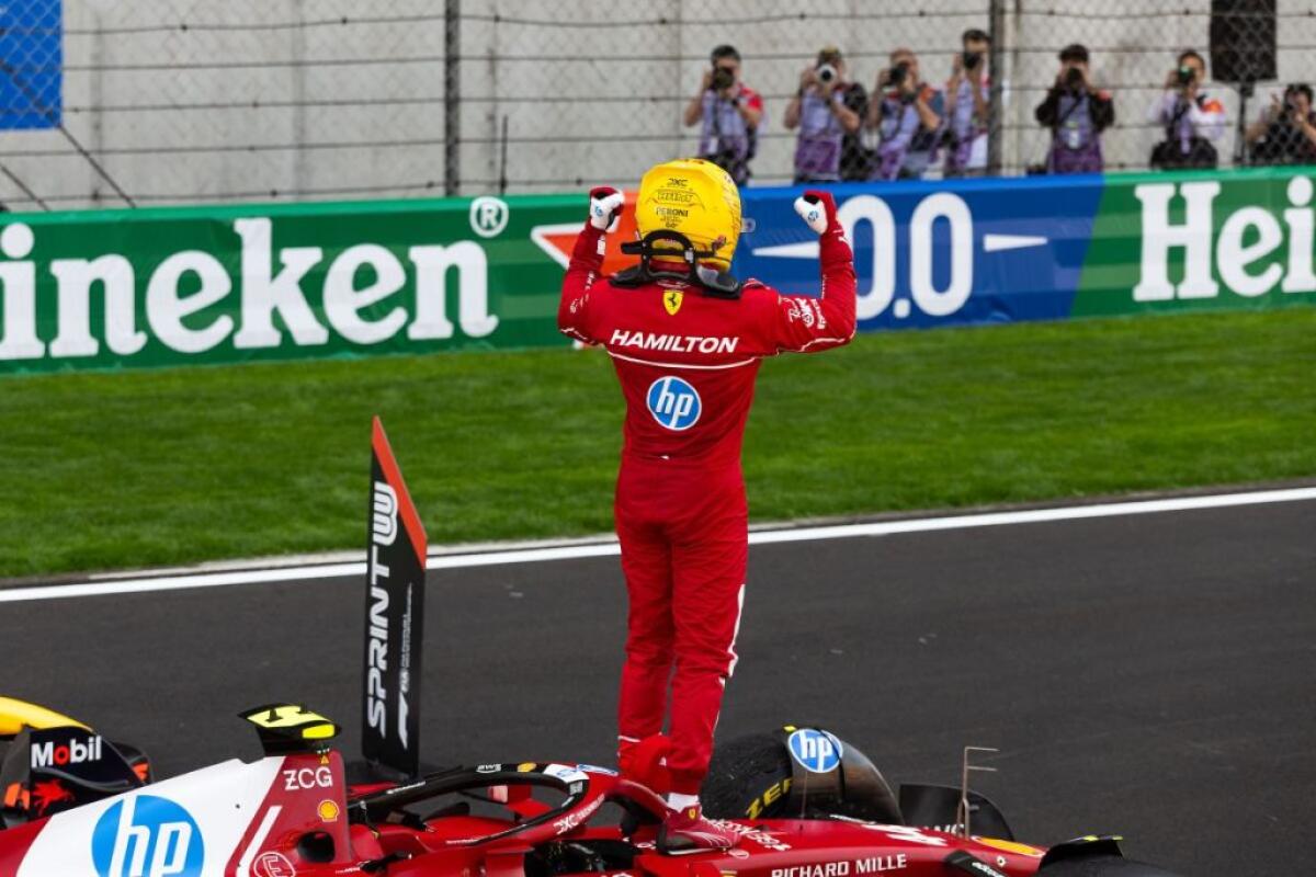 Hamilton vince la Sprint Race a Shanghai, Leclerc 5° - 