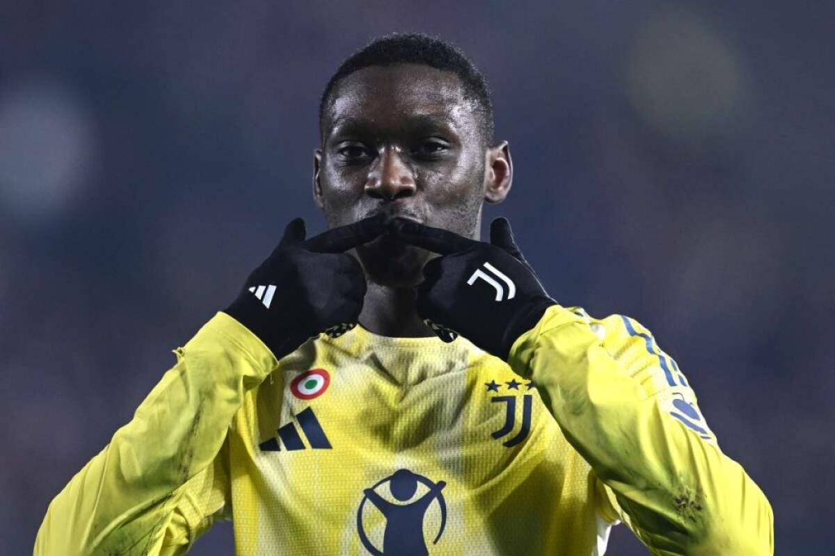 Kolo Muani trascina la Juve, Como battuto 2-1 - 