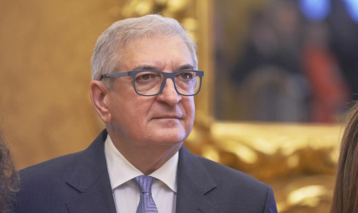 Foti “La prima politica da attuare è quella della coesione” -