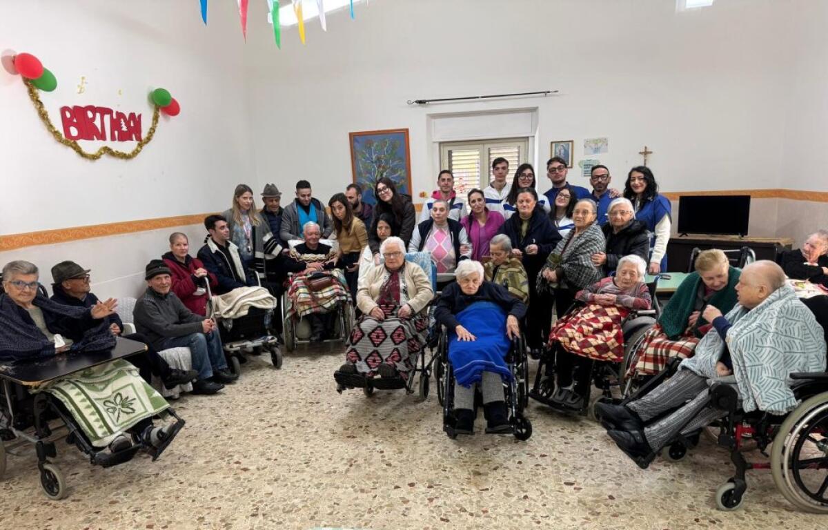 "Bellezza senza età", Interact ed Euroform incontrano gli ospiti della Casa di riposo Giugno di Niscemi -
