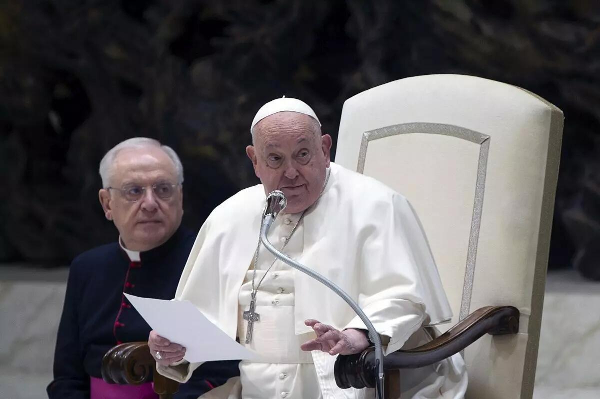 Il Papa in condizioni stabili, non ha febbre -