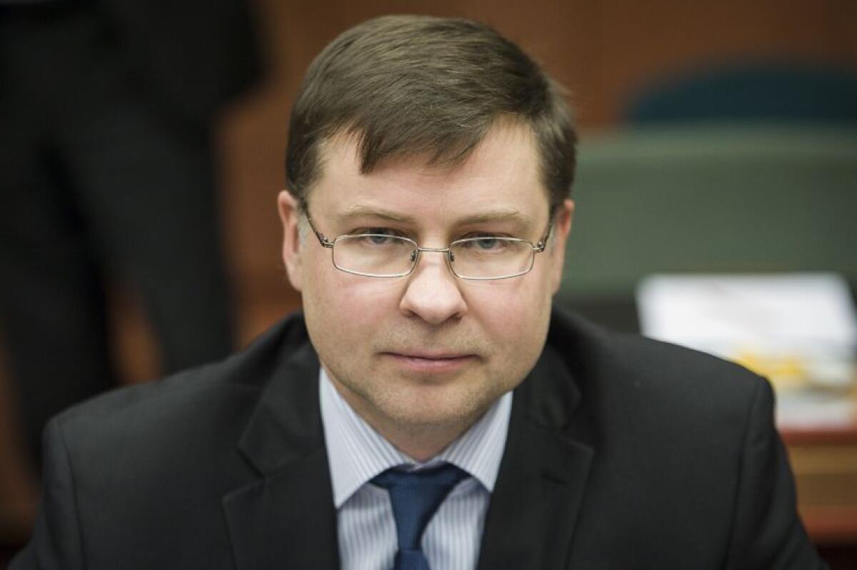 Dazi, Dombrovskis “Rischio è che Pil mondiale crolli del 7%” -