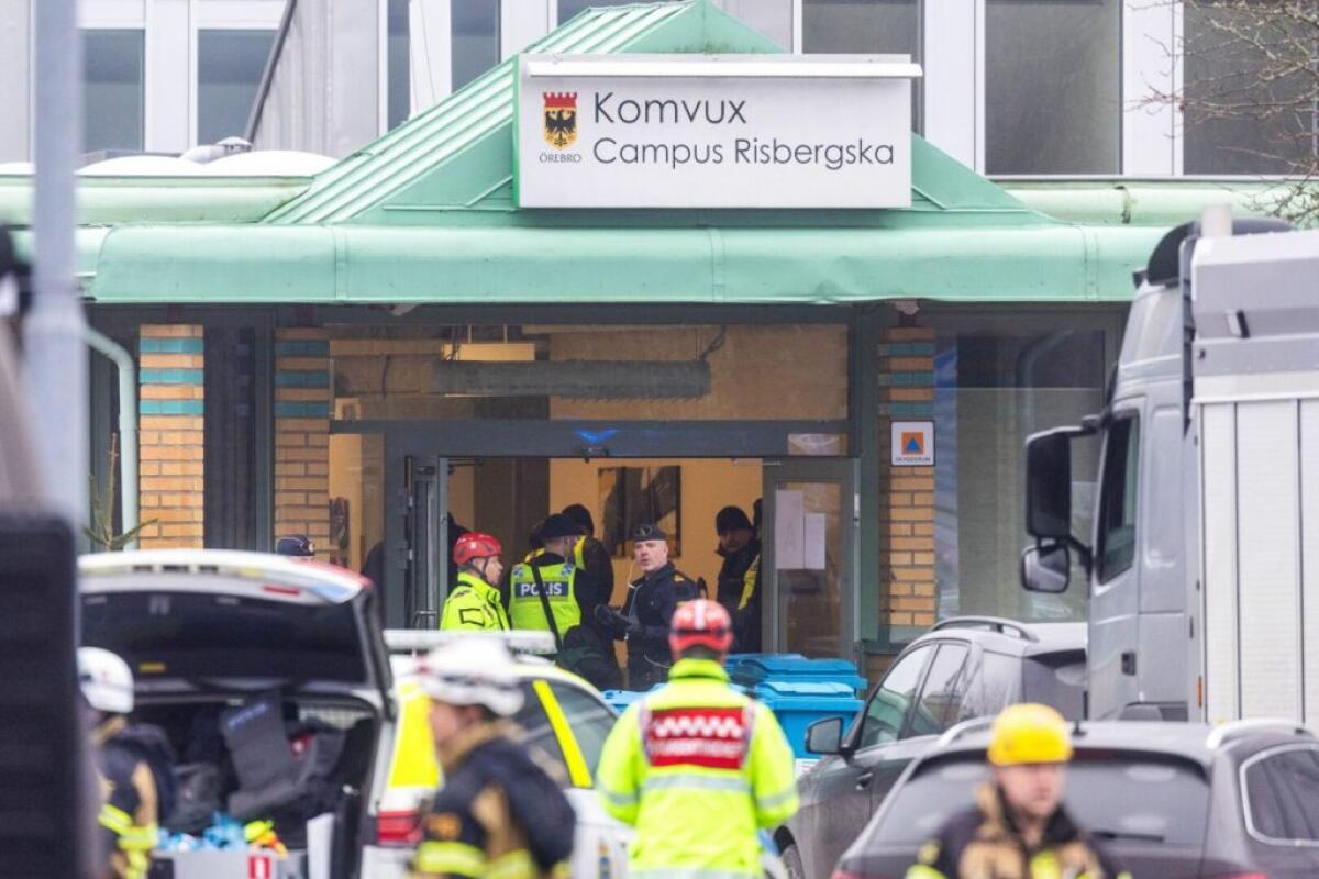 Strage in Svezia, 11 morti compreso il killer per sparatoria in una scuola -