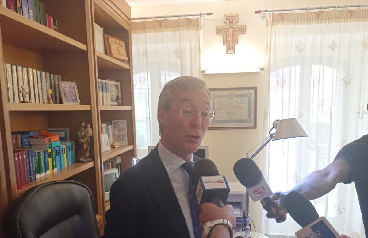 Greco, "in commissione sostenni la risoluzione del contratto con Caltaqua ma Ati non diede seguito" - Il sindaco Lucio Greco