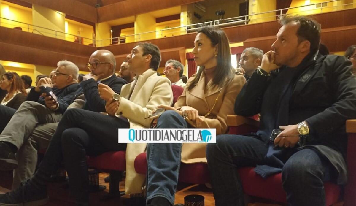 Maggioranza ancora convocata: dem, M5s e civici per rinsaldare l'alleanza -
