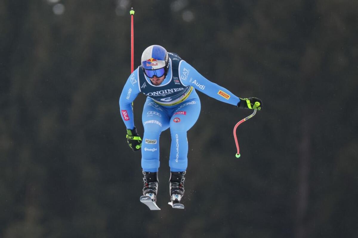 Paris terzo nel Super-G di Crans Montana, vince Odermatt -