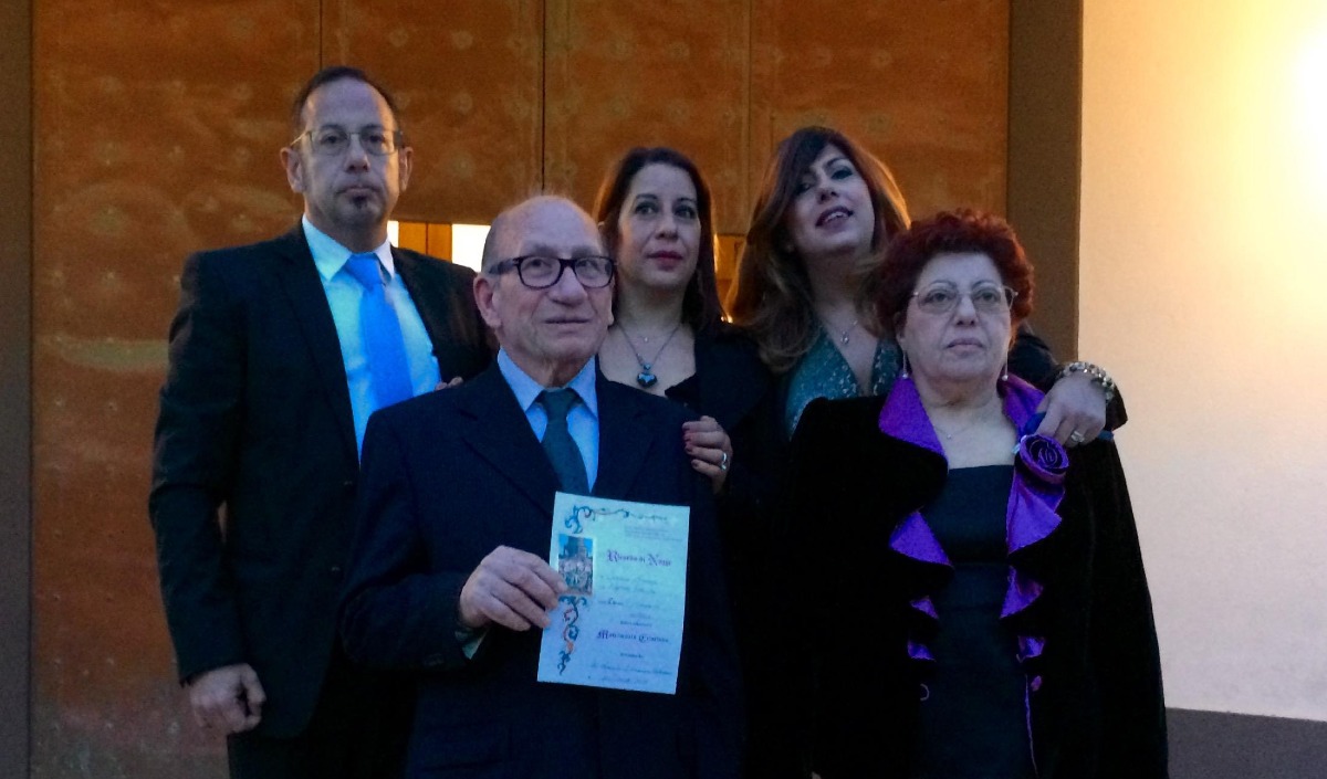 Sessant'anni di matrimonio, traguardo raggiunto per Giovanni Indovina e la moglie Carolina Nanfaro - I coniugi Indovina-Nanfaro insieme ai figli