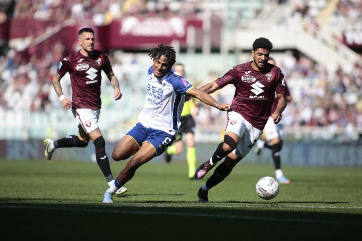 Torino-Verona 1-1: Adams sbaglia un rigore, poi Elmas risponde a Sarr -
