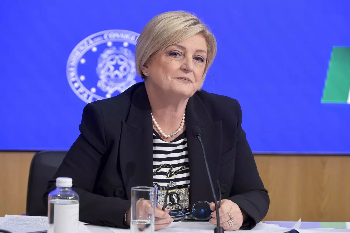 Lavoro, firmati i decreti attuativi per i Bonus Giovani e Donne - 