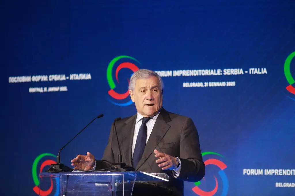 Tajani “Incontro Meloni-Trump un successo, ora il vertice a Roma” -