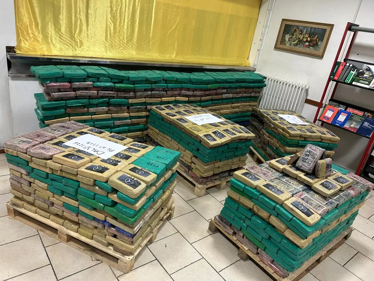 Cocaina dal Sud America, maxi sequestro al porto di Livorno - 