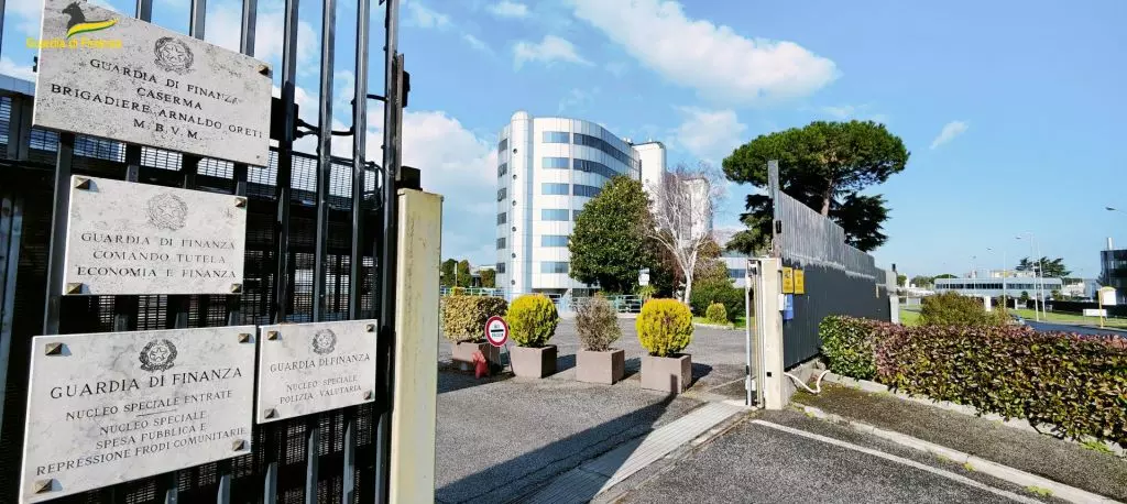 Banconote false, smantellati 2 siti contraffazione e rete canali social - 