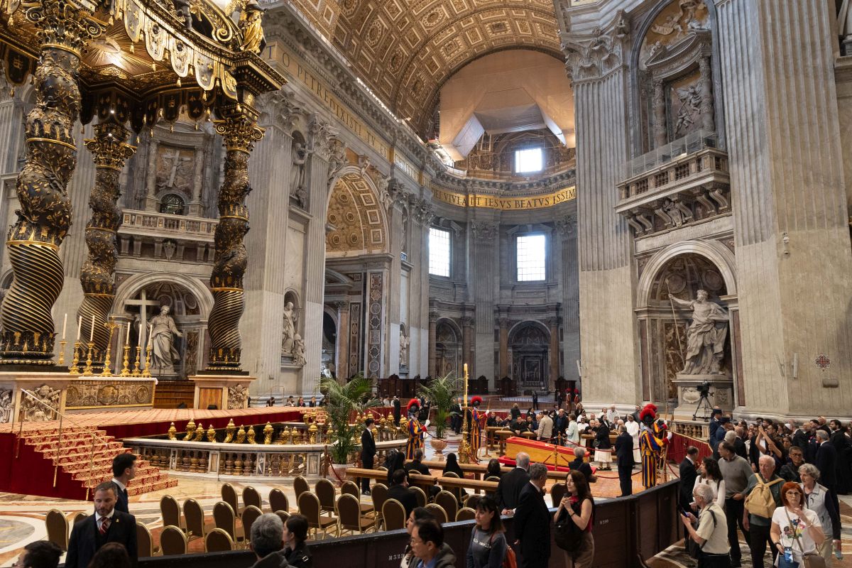 Papa, in 24 ore 50mila accessi alla basilica di San Pietro -