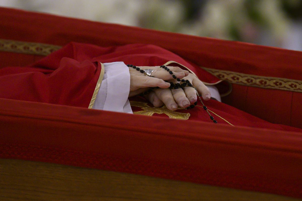 Sabato 26 aprile alle 10 i funerali di Papa Francesco -