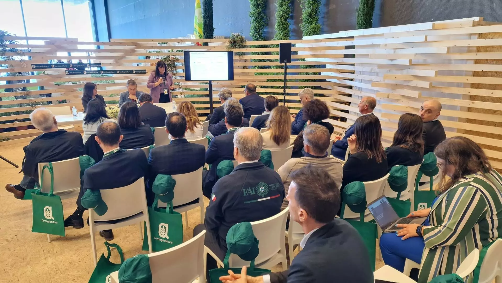 Florovivaismo, Confagricoltura “Settore in crescita ma serve attenzione” - 