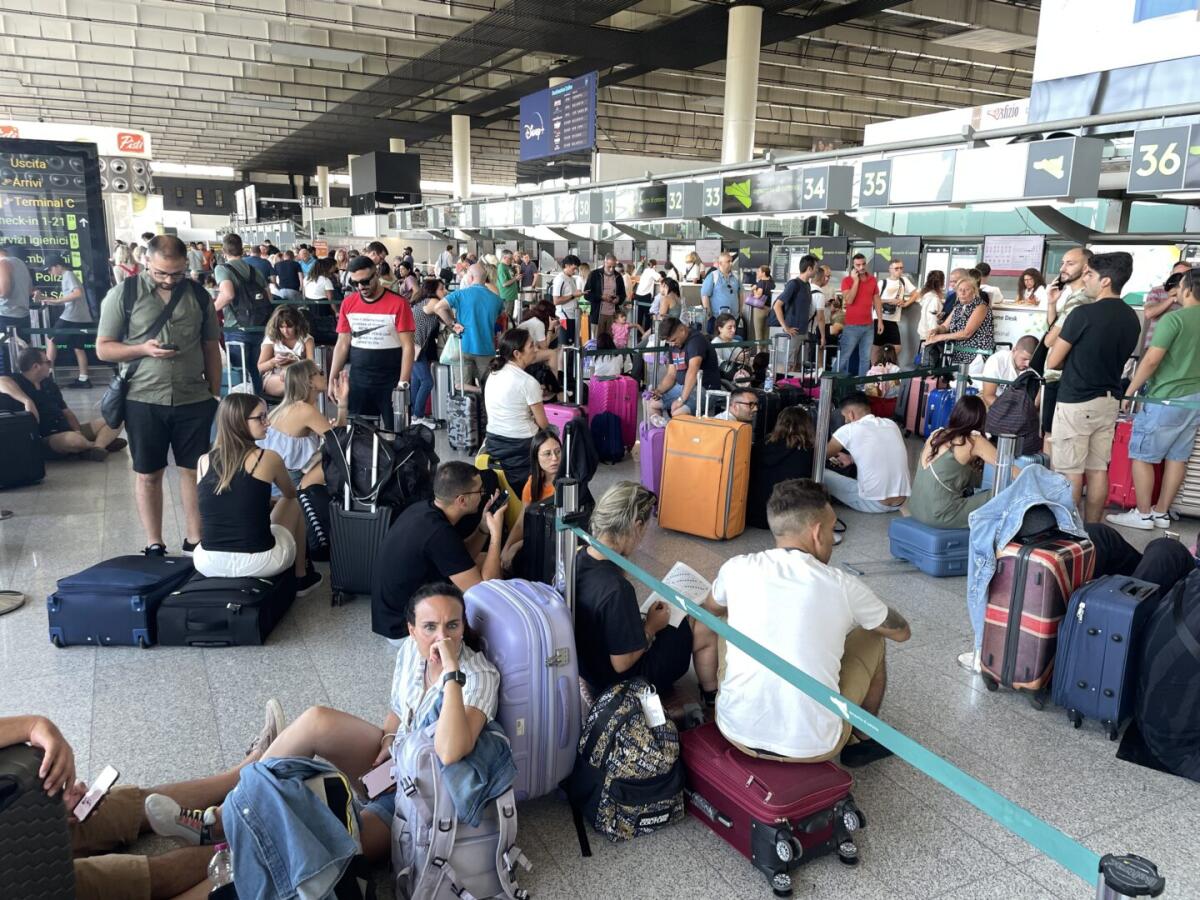 Aeroporto di Catania-Fontanarossa, conclusa la nuova fase di lavori per l’ampliamento dell’area partenze -