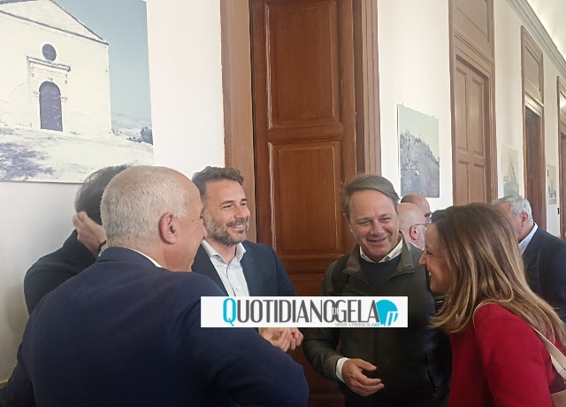 Provinciali, seggio aperto: Conti e Tesauro al voto, a breve arriverà Di Stefano