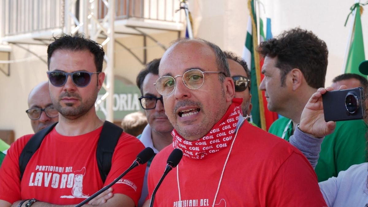 Giudice alla manifestazione nazionale Cgil, "troppi morti sul lavoro e non cambia mai nulla" - Il sindacalista Ignazio Giudice nel suo intervento