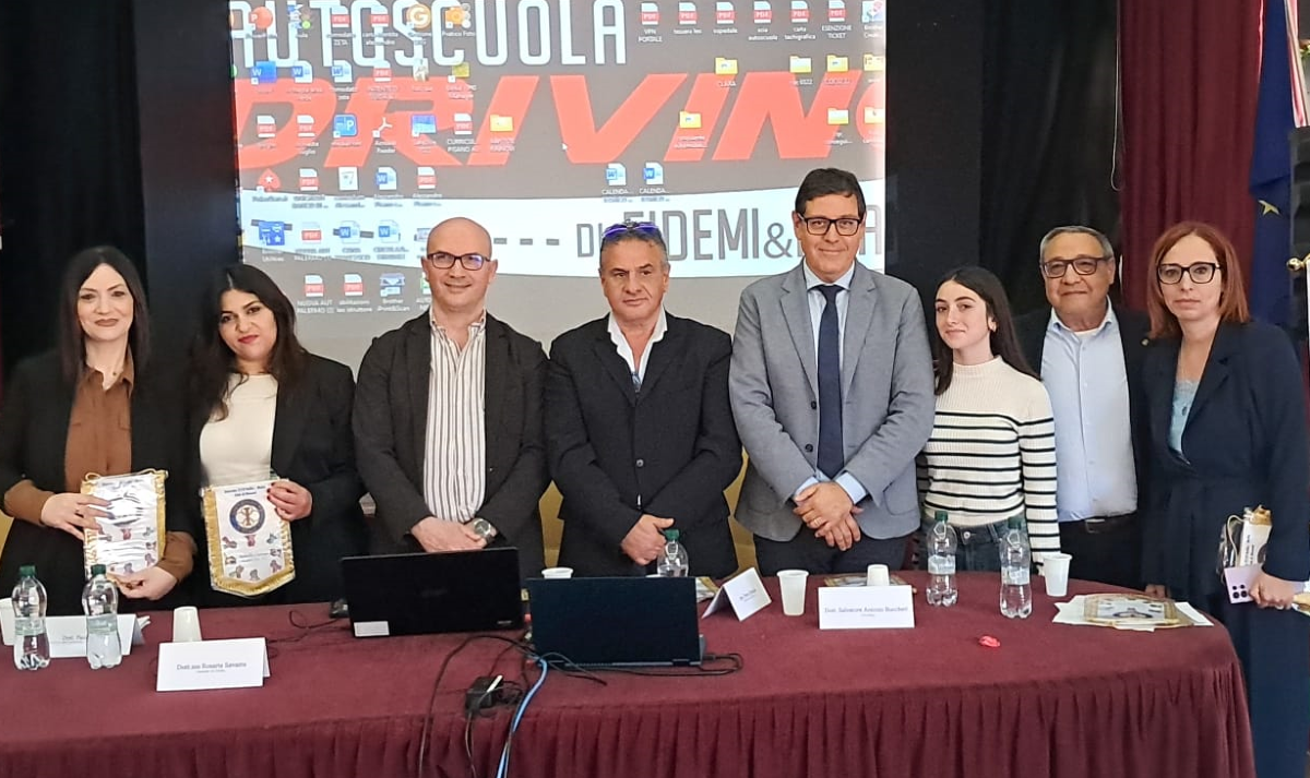 “La vita non è un gioco, non giocartela”: a Niscemi una lezione di vita e sicurezza stradale 