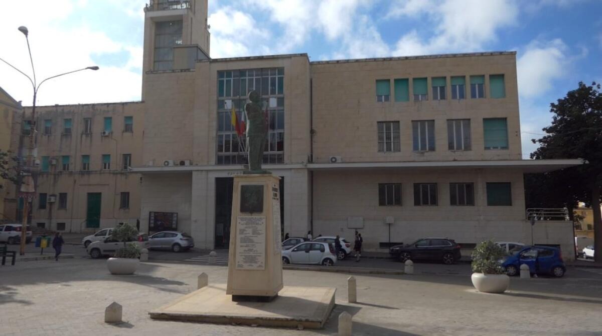 Incarichi e veleni, tra le polemiche spunta l'affidamento tecnico a un consigliere comunale di Mazzarino