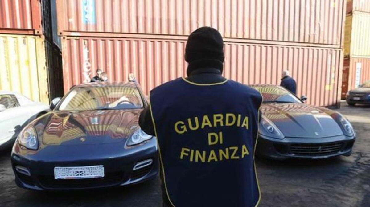 "Camaleonte", difese Luca escludono legami con i clan: il poliziotto Giudice, "rinuncio alla prescrizione"