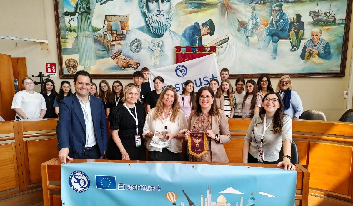 Studenti e insegnanti danesi arrivati in città, le loro guide saranno gli alunni della "Quasimodo" - 