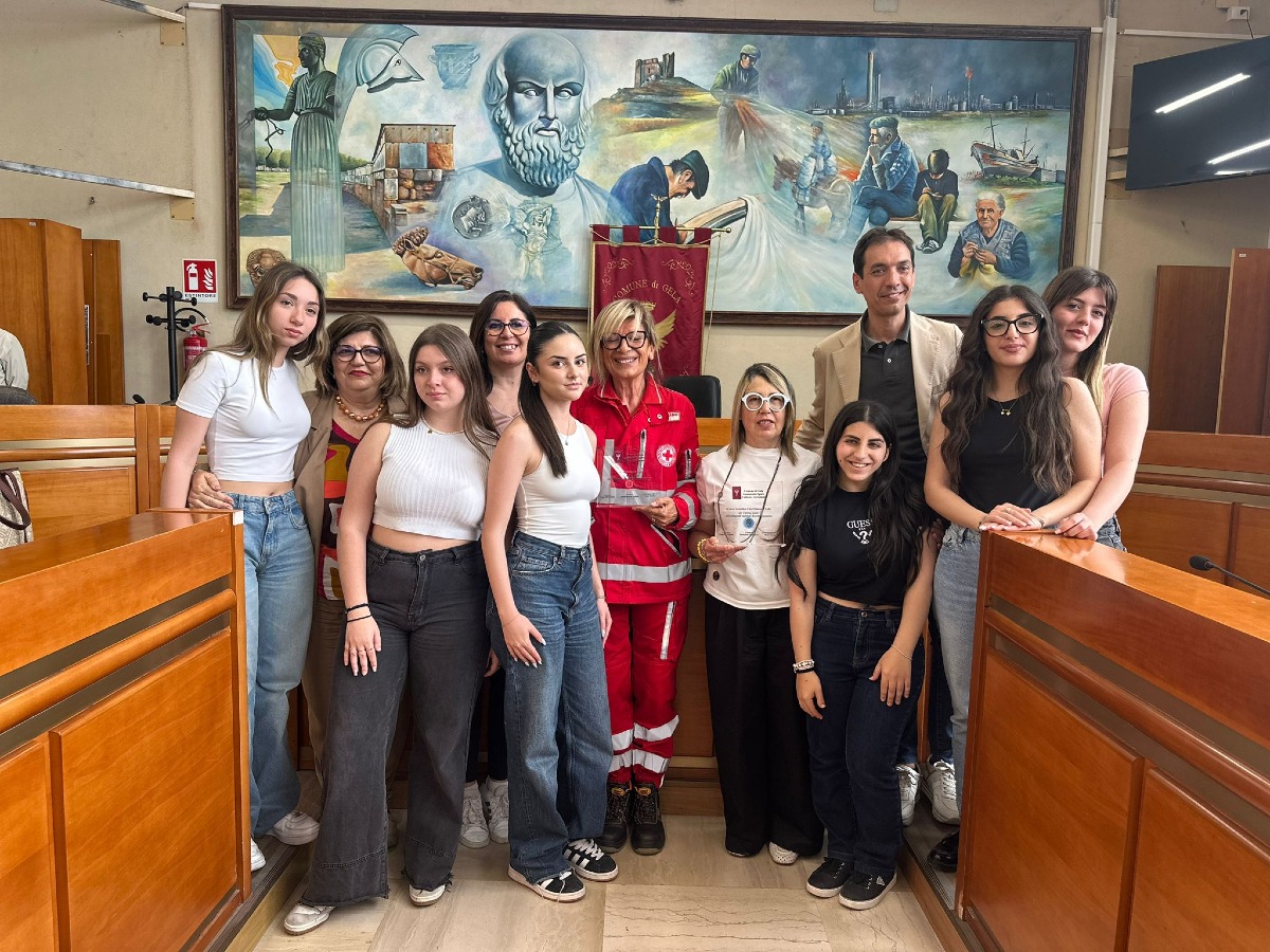 Le studentesse del liceo Vittorini trionfano alle olimpiadi della Croce Rossa - 
