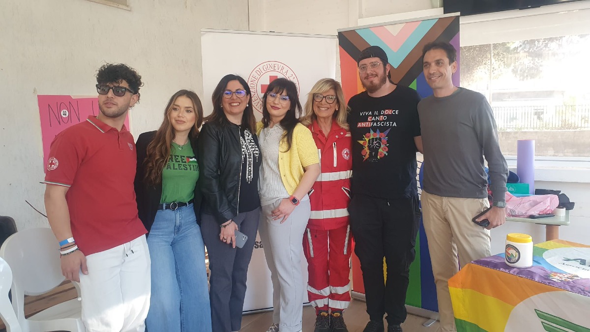 “Love is Love…”: nella Giornata contro l’Omolesbobitransfobia si alza una voce contro l’odio, per i diritti negati - 