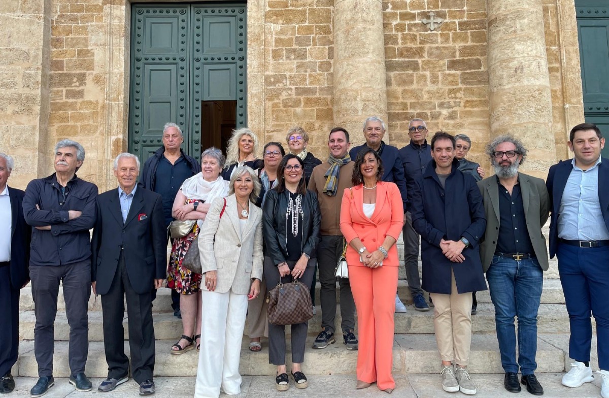 Le città dello sbarco, ricevuta la delegazione francese giunta dalla Normandia - 