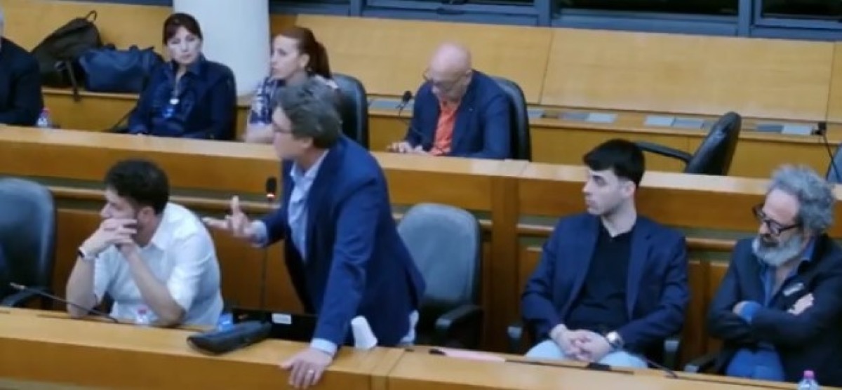 Opposizione assente, "tatticismi mortificanti": maggioranza approva atti ma c'è il caso Lupo - 