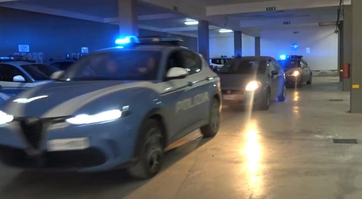 Ventenne aveva cocaina per lo spaccio, arrestato dai poliziotti  - 