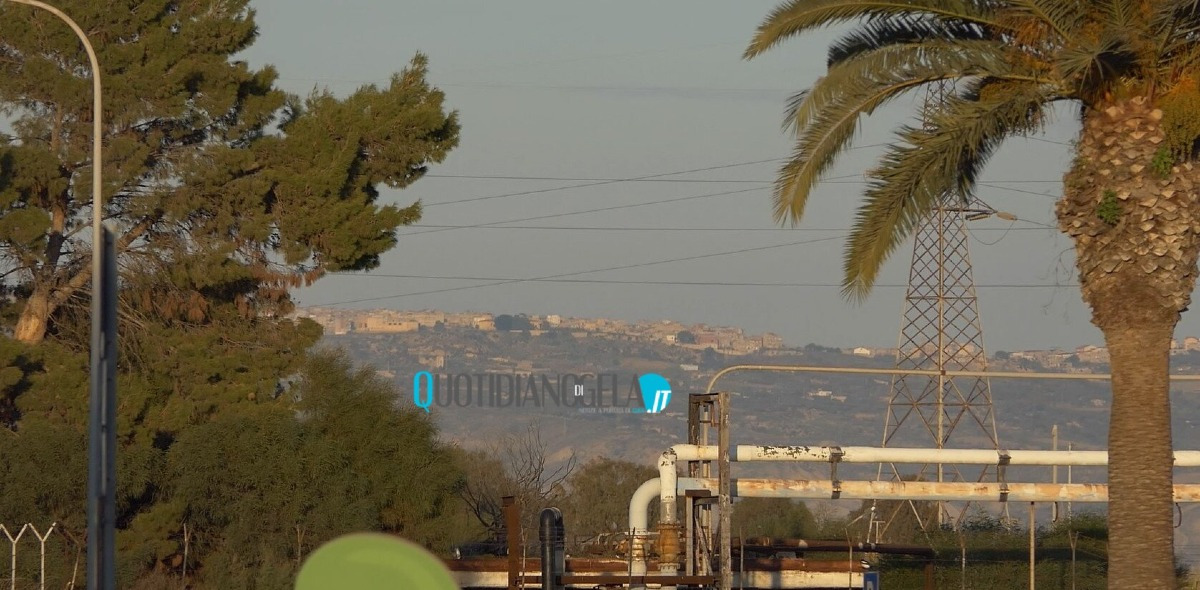 Bonifica terreni insaturi, al ministero il progetto per l'etilene dell'isola 11 - 