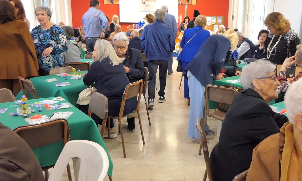 Solidarietà, gioco e socialità: grande successo per il torneo di burraco  - 
