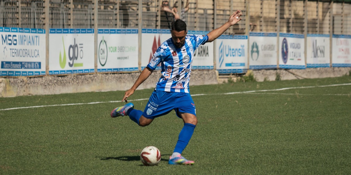 Pienone per Gela-Venafro, Sessa: "Vedere lo stadio così è stato emozionante" - Foto di Davide Gerbino