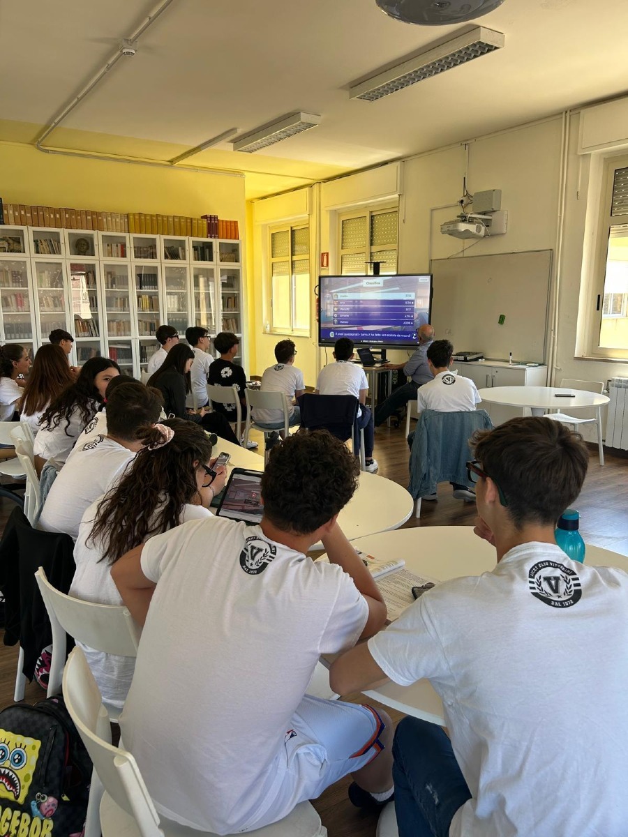 Consegnati i PatentinI Digitali agli Studenti del Liceo TRED di Gela - 