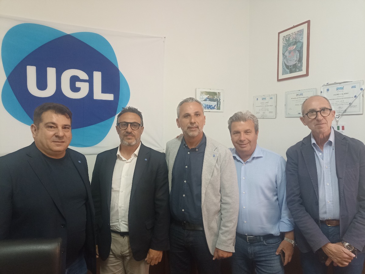 Consiglio Ugl, "Eni indichi i prossimi investimenti": "Su porto e infrastrutture servono i fatti" - Il gruppo dirigente Ugl