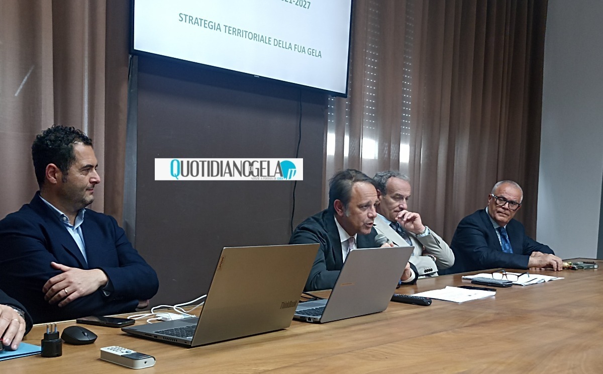 Progetti Unione Comuni, Conti: "Siamo in corsa per tutti i fondi" - I sindaci Di Stefano, Conti e Zuccala' 