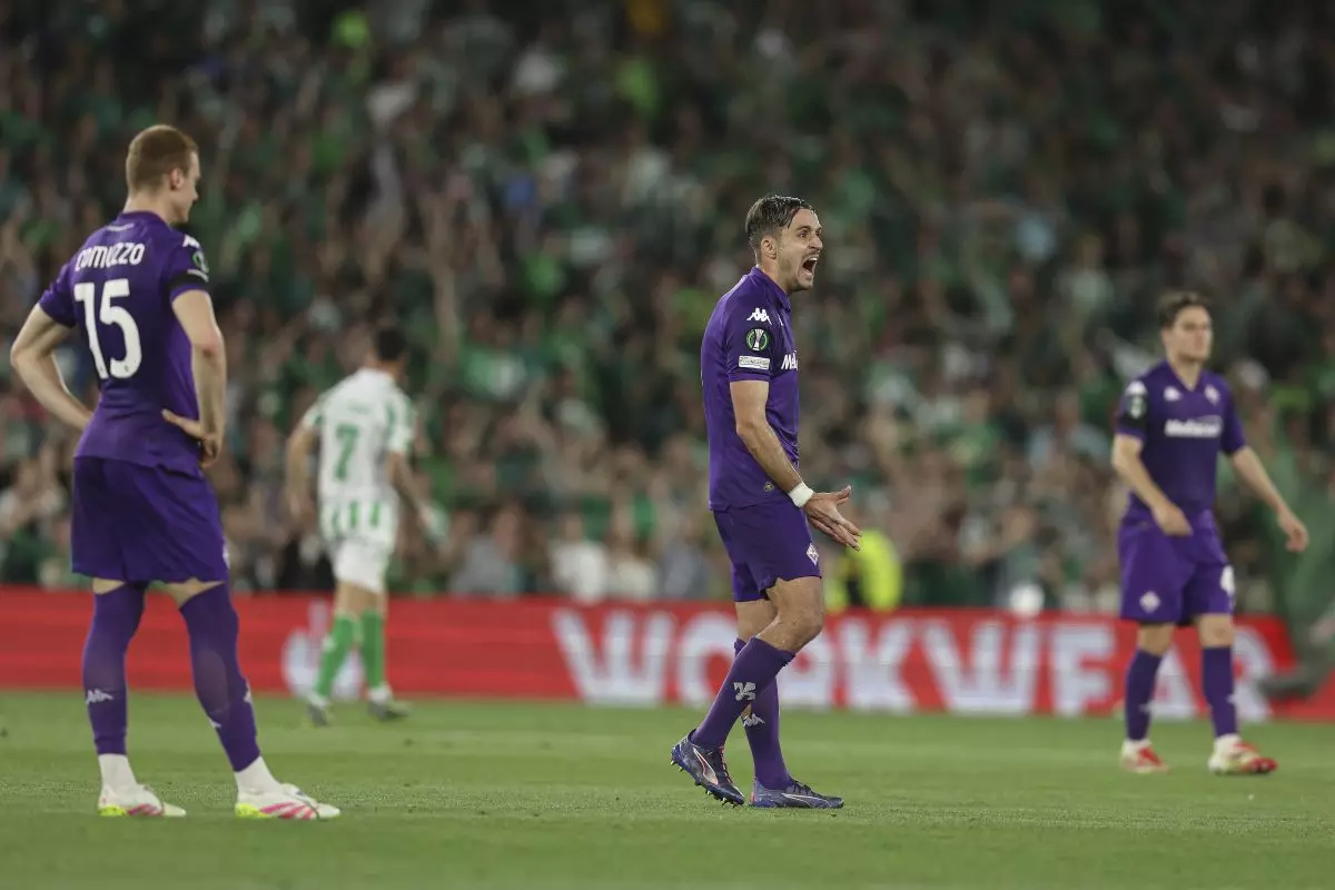 Andata semifinale Conference, Fiorentina battuta 2-1 dal Betis - 