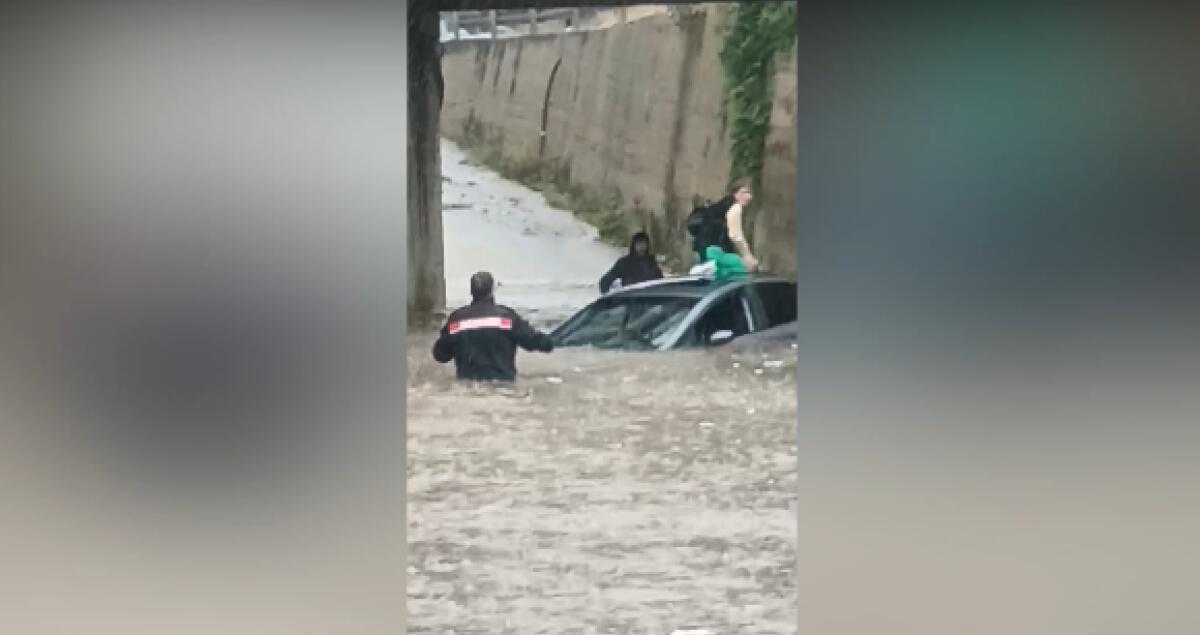 Danni e disagi per il maltempo in Sicilia, nel palermitano salvata una donna dentro un’auto - 