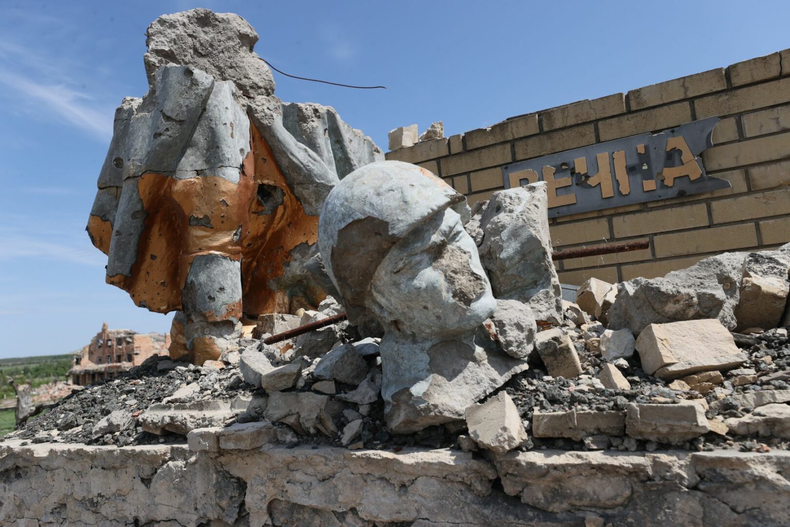 Nuovi attacchi russi in Ucraina, otto morti - 