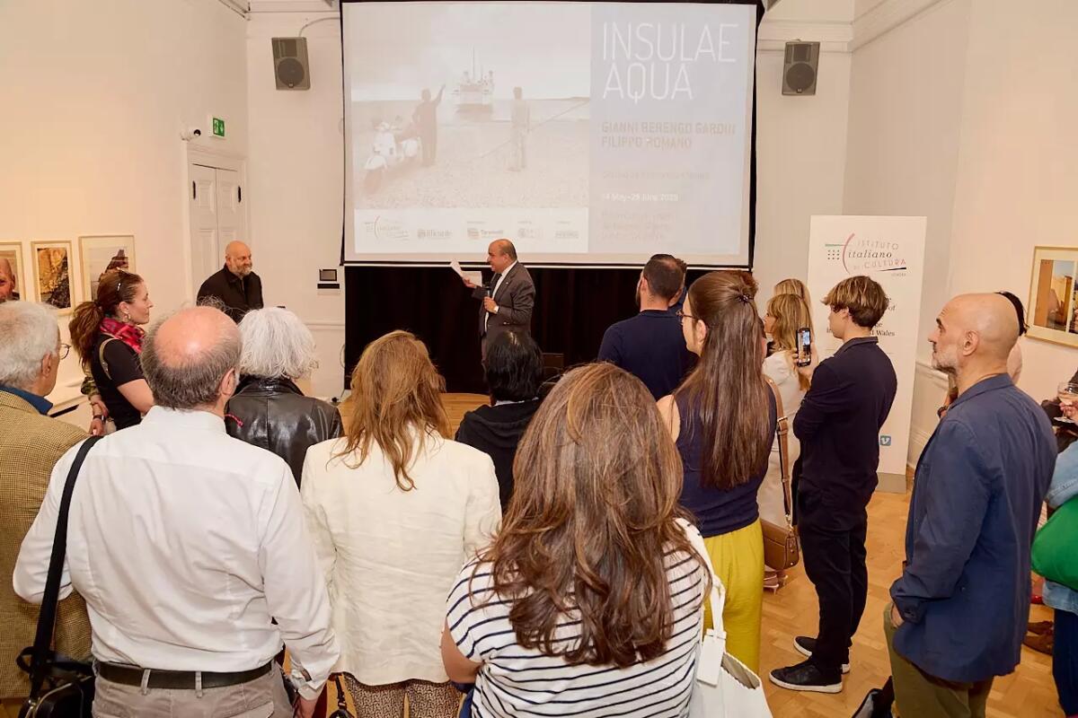 A Londra la mostra “Insulae Aqua” con le foto di Berengo Gardini e Romano - 