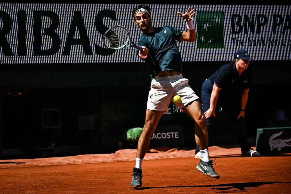 Musetti batte Navone e vola agli ottavi al Roland Garros - 
