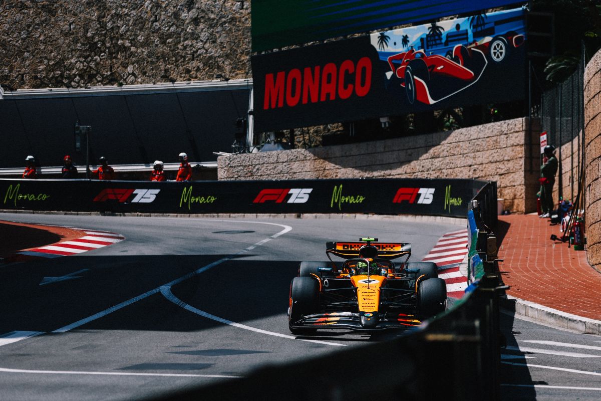 Norris in pole a Monaco su Leclerc e Piastri, Hamilton 4° - 