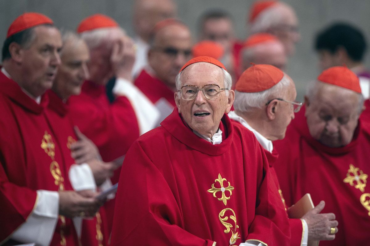 Conclave, cardinale Re “Il mondo di oggi attende molto dalla Chiesa” - 
